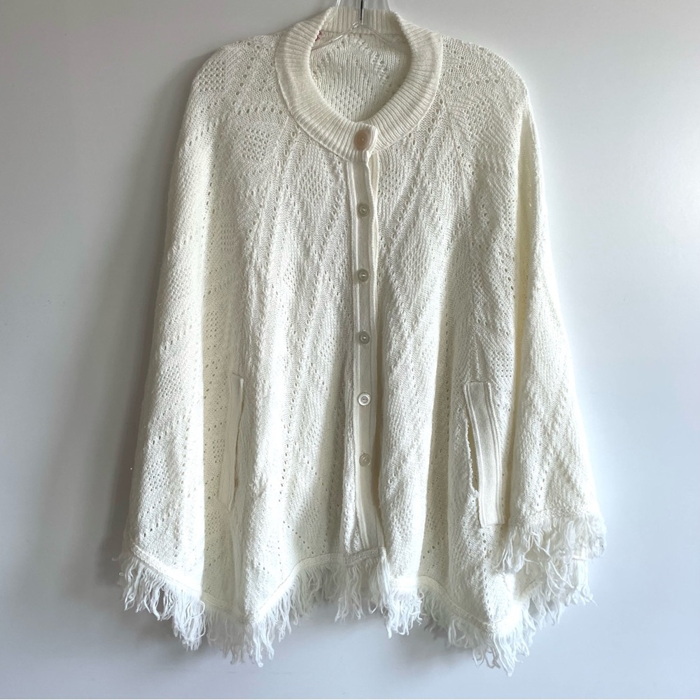 ζ|||ζ =^_^= }}}

Vintage Knit Poncho Sweater Cardigan Cape